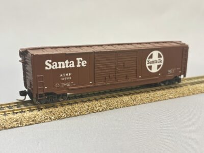 ATSF 37723 Santa Fe - 50' Double Door Steel Boxcar - TT 1:120 - RTR