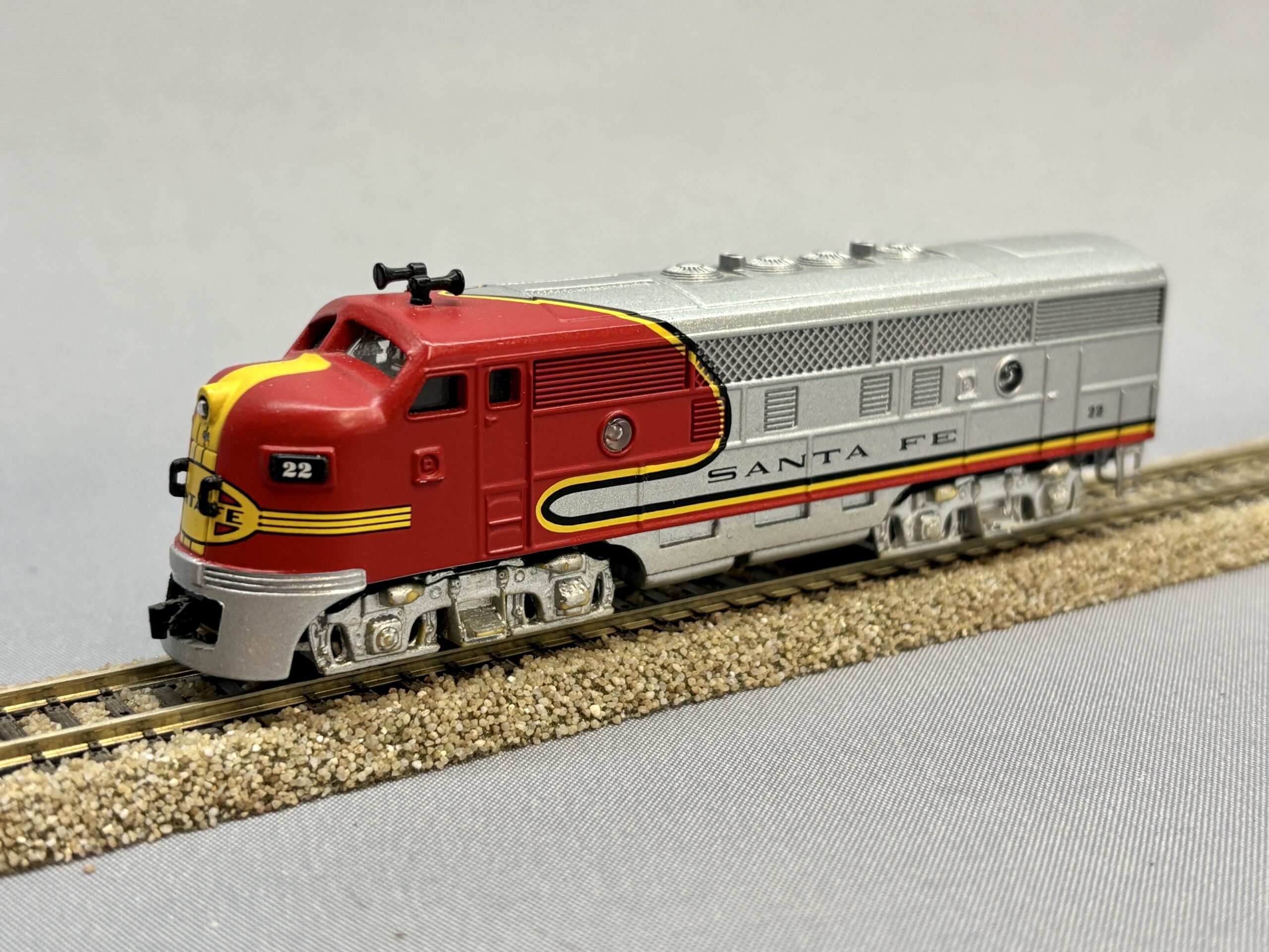 Lionel EMD F3 - Santa Fe 22 - TT 1:120 - digital