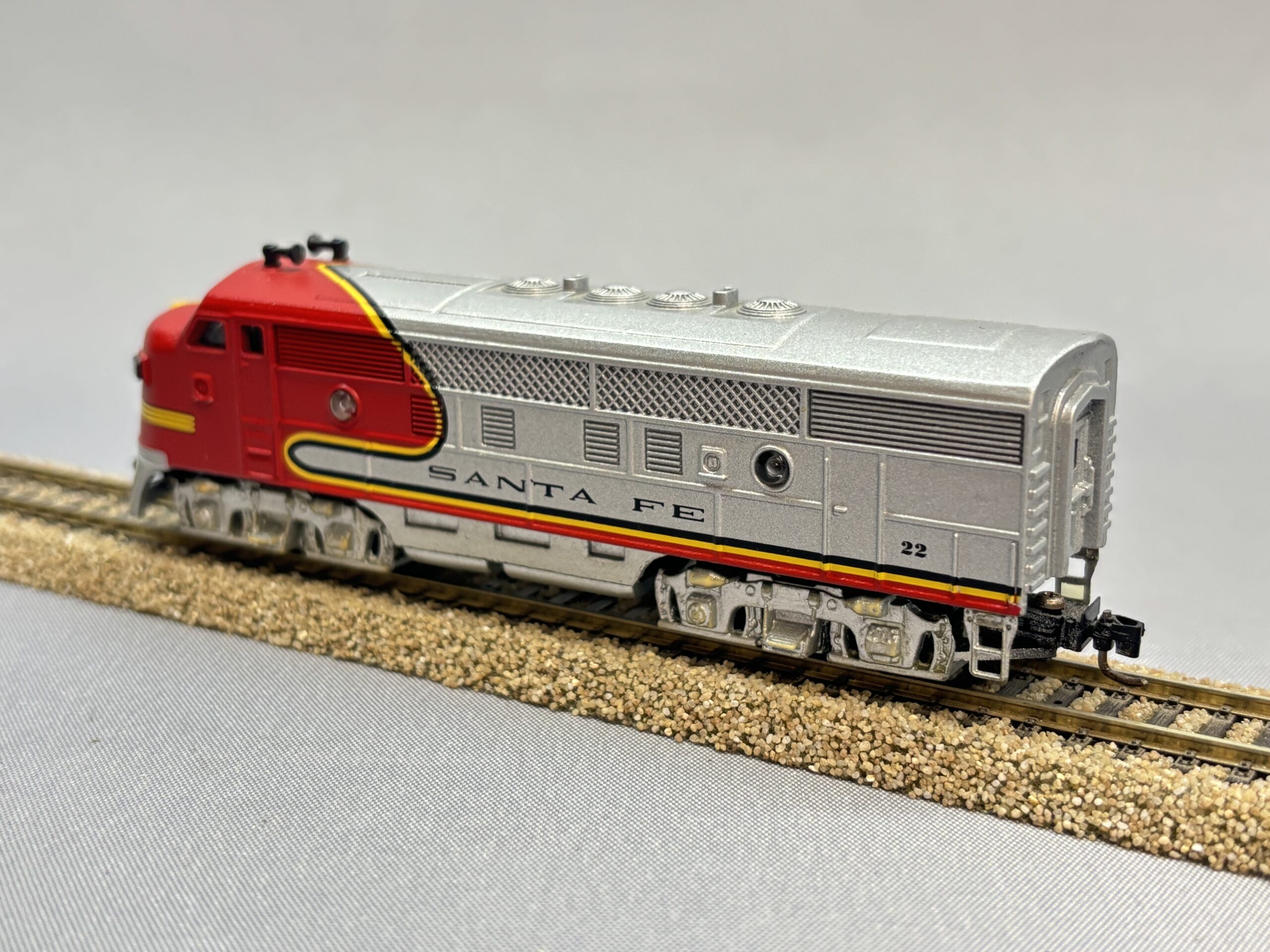 Lionel EMD F3 - Santa Fe 22 - TT 1:120 - digital-3