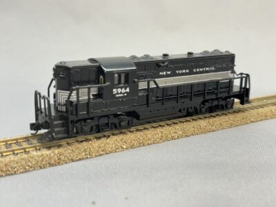 EMD GP9 - New York Central 5964 (digital) - TT 1:120